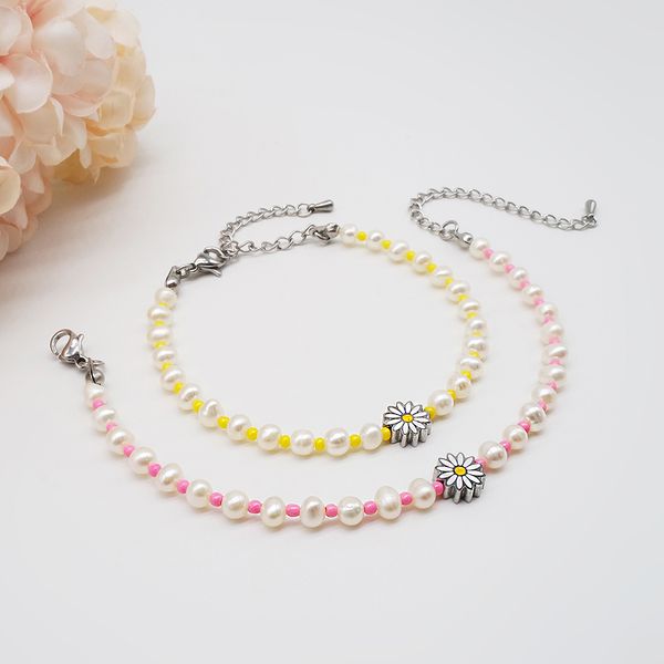 [Surgical Steel] Lovely Daisy Ugly Freshwater Pearl &amp; Color Bead Bracelet (June Birthstone/Pink, Yellow, Mint)