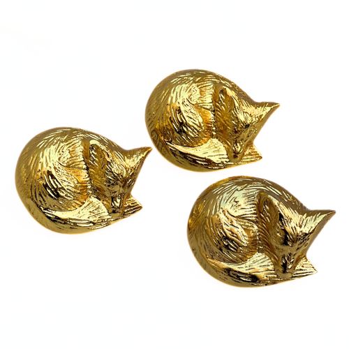 collectiblesBuy Shiny Brass Sleeping Fox Cabinet Knobs – Animal Drawer Pulls for Room, Cupboard, Closet, Dresser & Furniture Hardware | Wood Decor Knob Set (Pack of 3)