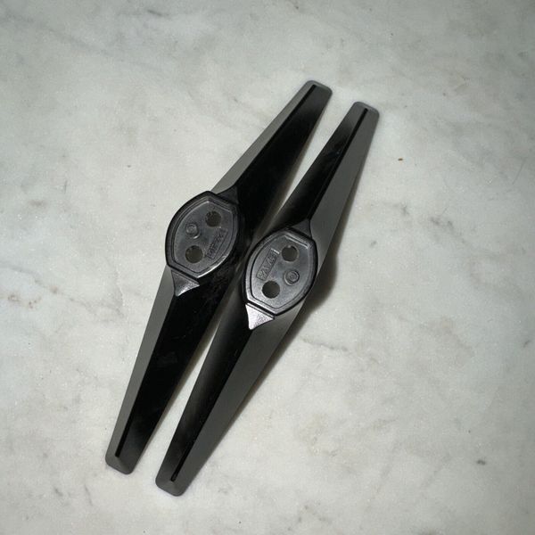 VIZIO D32H-J09 TV Stand Base Legs OEM Pair