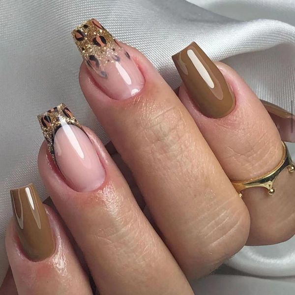 24pcs Medium Coffin False Nails French Tip, Brown Stick on Nails Glitter Gold Leopard Print Press on Nails Removable Glue on Nails Full Cover Ballerina Fake Nails Women Bridal Nail Art Accessories