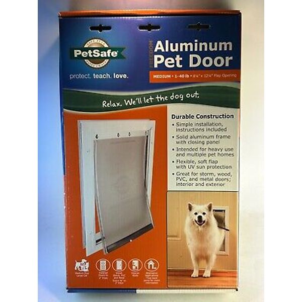 Petsafe Freedom Aluminum Pet Door For Medium Dog 1-40 lbs New in Box