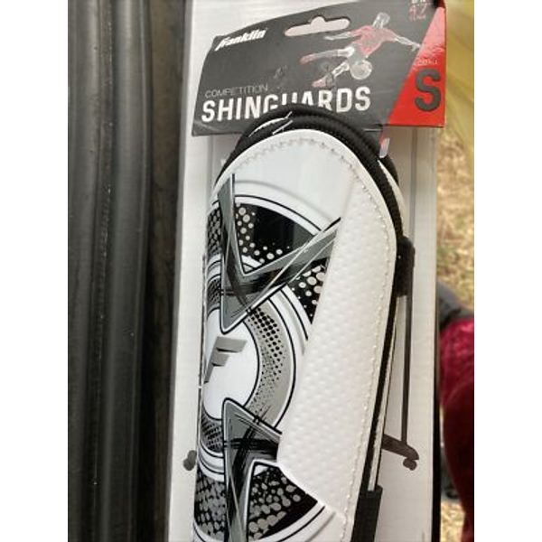 New FRANKLIN COMPETITION SHINGUARDS BLACK/WHITE Size Small Up To Height 5’3”