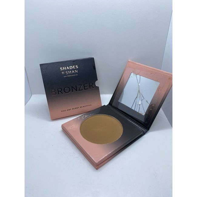 Shades by Shan You Are Berry Beautiful • Walnut • Bronzer• 0.25 Oz•Broken Mirror