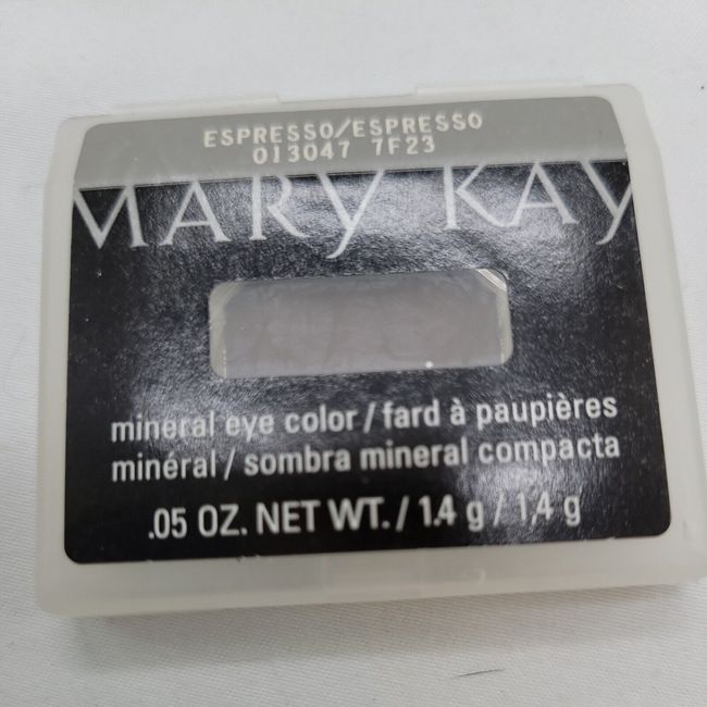 Mary Kay Mineral Eye Color - Espresso- .05 OZ.  BRAND NEW