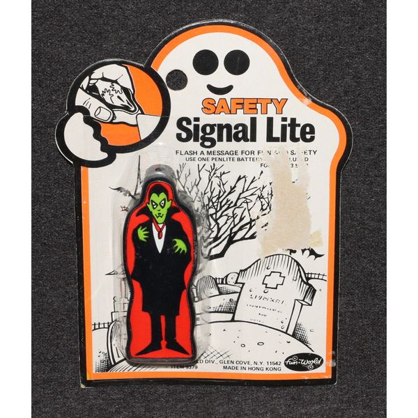 Dracula Vampire 1970s Safety Signal Lite Toy Flashlight Fun World Monster MOC