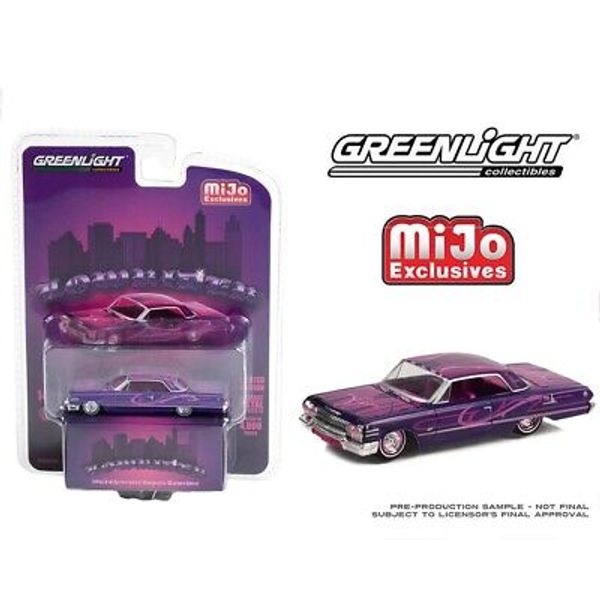 Greenlight 1:64 1963 Chevrolet Impala SS Lowrider Purple Diecast Model 51464