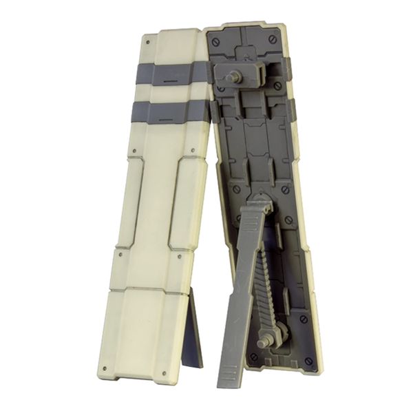 PM PP143 Non-Scale Plastic Action Option Series 10 Double Shield 1 Off-White Plastic Model