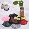sourcing map Felt Coasters, 4pcs Hexagonal Pad Coaster for Drink Cup Pot Bowl Vase, Red
