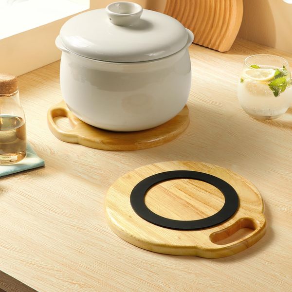 [2 / 4 pieces] Wood 240 degrees heat resistant solid wood hand finished wood with anti-slip and durable kitchen item made of natural comb wood surface waterproof treatment