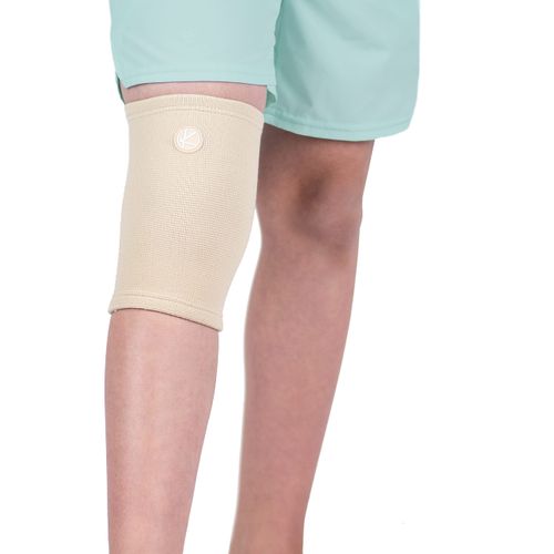 KARM Kids Knee Support Sleeve - Childs Knee Compression Sleeve for Children - Girls & Boys | Junior Knee Support for Sports & Football & Joint Pain & Knee Conditions (Beige)