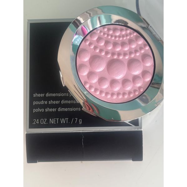 PEARLS MK Sheer Dimensions All Over Face Powder Opalescent