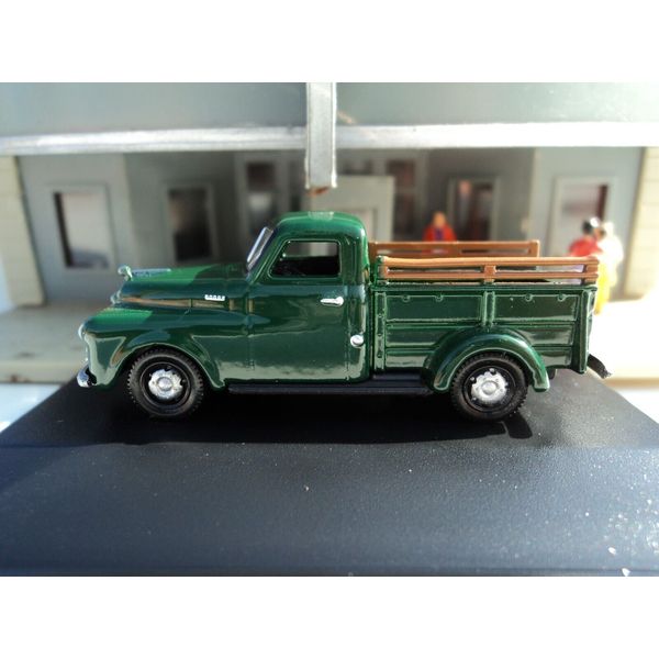 Oxford  1948  DODGE B-1B  Pickup Truck  Green    1/87  HO  diecast car