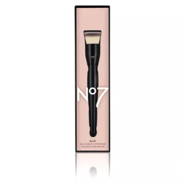 No7 Welled Foundation Brush