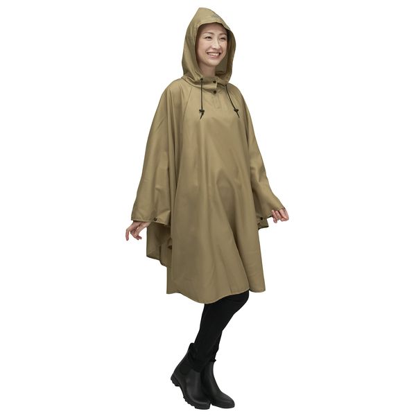 Lightweight rain poncho that can be worn smoothly (plain) beige