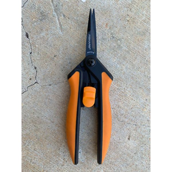 Fiskars Micro-Tip Pruning Snips Garden Sharp Clipper Non-Stick Blade 2-Count New