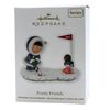 Hallmark Frosty Friends #33 2012 Ornament