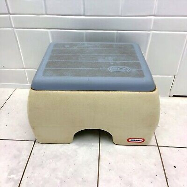 Vintage 1985 Little Tikes Kids Blue & White Step Stool Made In USA