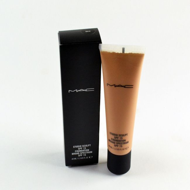 Mac Studio Sculpt Foundation SPF15 NW40 - Full Size 40mL / 1.3 Oz. New