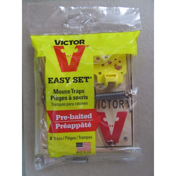 Victor Easy Set Mouse Traps.  With the Cheese  M035  Package of 2