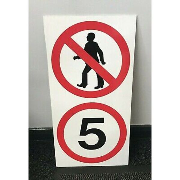 No walking/5mph rigid safety sign. 600mm x 300mm