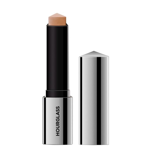 Hourglass Vanish Flash Highlighting Stick in Champagne Flash. Seamless and Long-wearing. Vegan and Cruelty-Free.