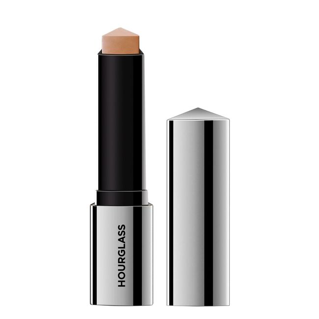 Hourglass Vanish Flash Highlighting Stick in Champagne Flash. Seamless and Long-wearing. Vegan and Cruelty-Free.