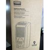 NEW  IN  BOX! Rubbermaid Commercial TOUCHLESS Soap Dispenser!!