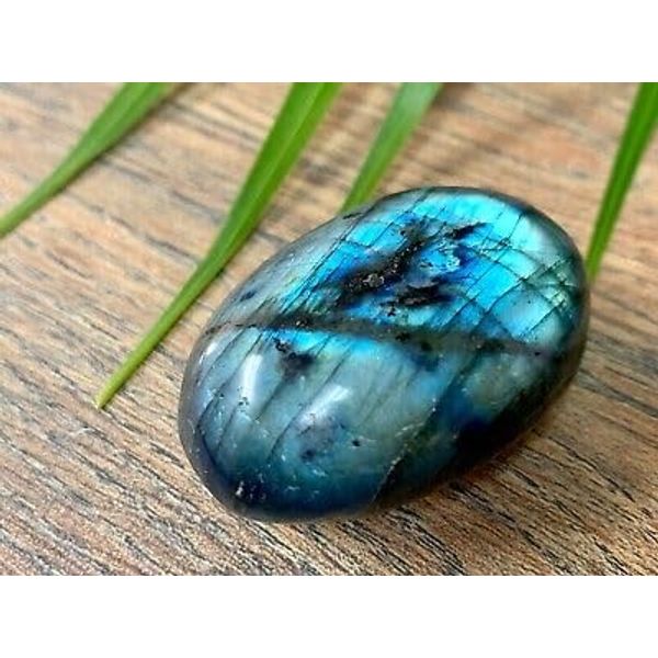 V VERVOX Labradorite Palm Soap Stone Specimen