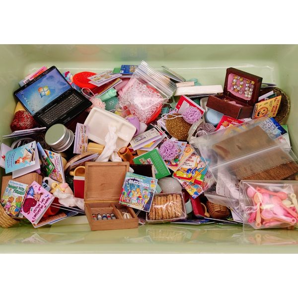 dollhouse miniatures lot / 50 random miniatures SEE DESCRIPTION!