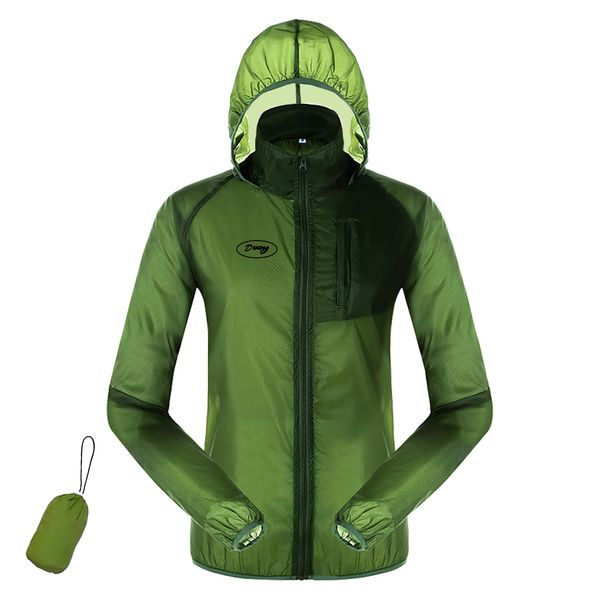 Dooy Sun Protection Jacket Ultra Light Thin Breathable Packable Outdoor Cycling Jacket Hoodie Skin Clothing for Men & Women（Green，Large）