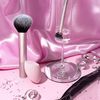 Edición Limitada HOLIDAYS: Naturally Radiant Sponge + Brush Kit