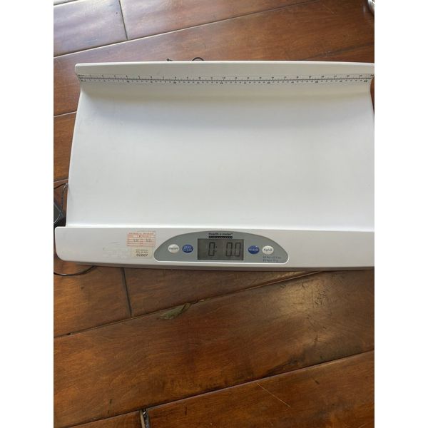 Health O Meter 553KL Digital Pediatric Scale, good Working Condition.