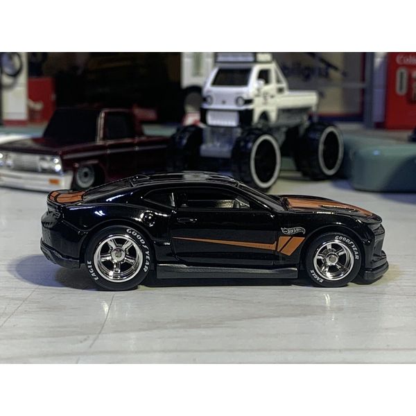 2024 Hot Wheels '18 Camaro SS Black  Custom Real Riders Wheel Swap Rubber Tires