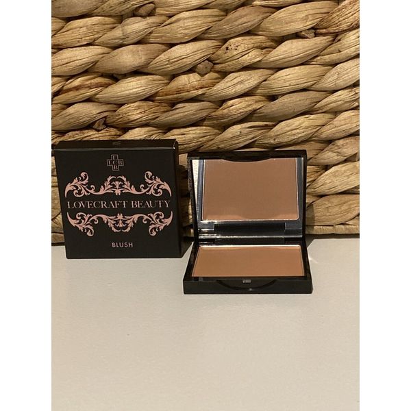 Lovecraft Beauty Blush. 0.16oz IPSY Dauphine