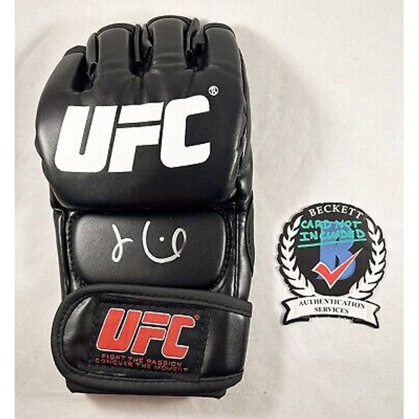 Jon Anik Signed UFC MMA Glove Beckett BAS 1 COA