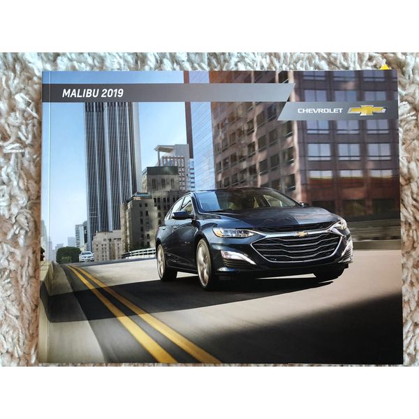 2019 CHEVY MALIBU 32-page Original Sales Brochure