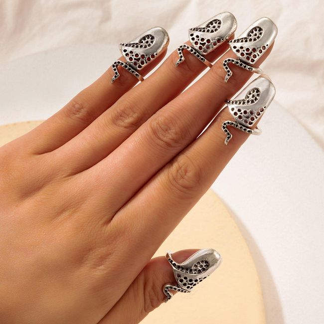 Inateannal 5Pcs Nail Rings Silver Snake Pattern Fingernail Rings Open Band Manicure Statement Ring Nail Art Accessories for Women Teen Girls