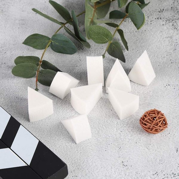 8Pcs Triangle Shape Cosmetic Sponges Wedge Sponges Set Face Paint Sponge Set for Makeup Use