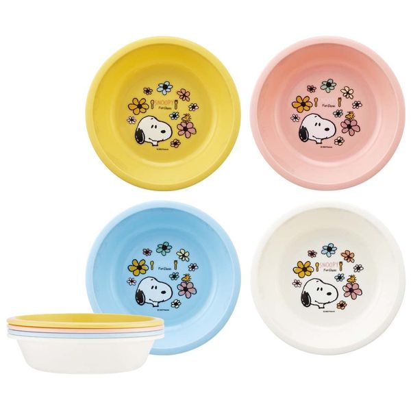 Skater P6P-A Bowl, Set of 4, Plastic, 6.1 inches (15.5 cm), Children's Rice Bowl, Snoopy Picnic, Made in Japan