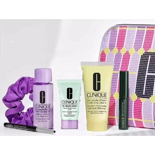 Clinique 7 Pcs Gift Set Moisturizing Lotion Soap Quickliner Skincare + Makeup