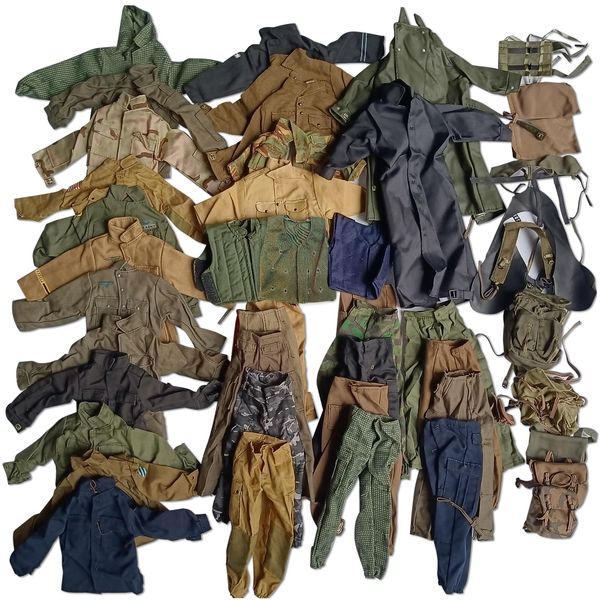 SIXPOINTS 50 Pieces 1/6 Scale Camo Military Clothes & Pants &Bag Accessories Fit for 12" GI Joe Ultimate Soldier Male Military Action Figure Body