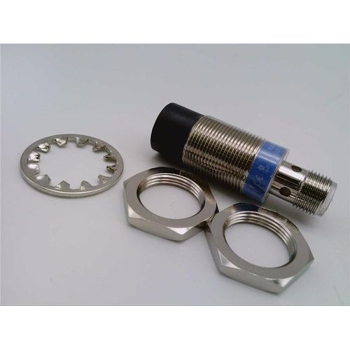 RADWELL VERIFIED SUBSTITUTE ECM2-1816N-ARS4-SUB Substitute for HTM SENSORS ECM2-1816N-ARS4, Short Body, NPN, M12 QD, UNSHIELDED 16MM Sensing Range, N/O, Proximity Sensor -M18 INDUCTIVE