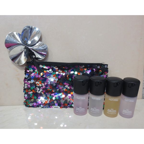 MAC HOLIDAY EDITION PREP + PRIME FIX+ W/ MAKEUP BAG