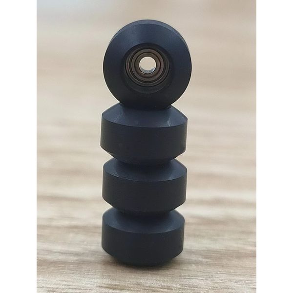 LEEFAI Pro Fingerboard 75d Urethane Wheels -Black Mini Finger Skateboard Bearing Wheel Handmade Polyurethane Material -Size -7.8 * 4.8mm