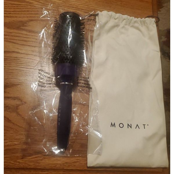 MONAT Hair Collection Limited Edition Large Thermal Roller Round Brush With Bag