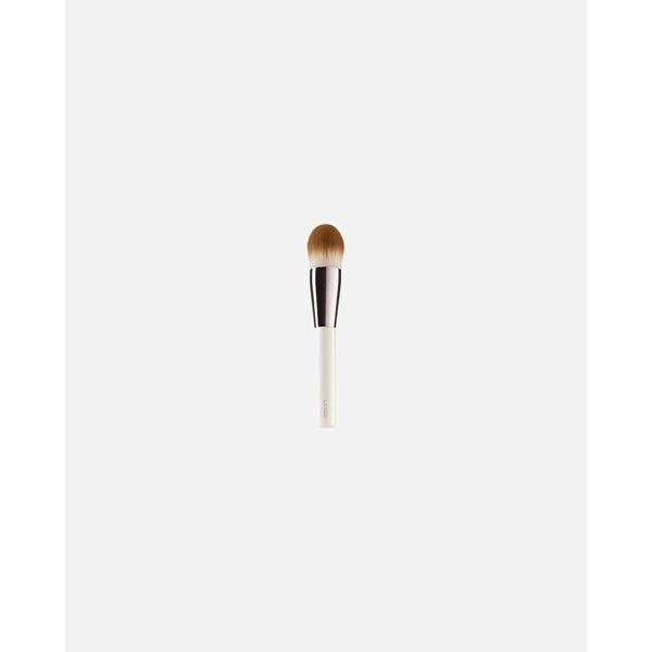 The Foundation Brush