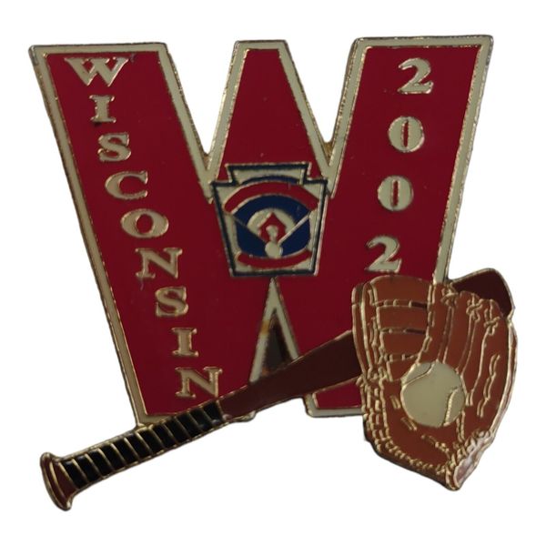 Fastpitch Softball Wisconsin 2002 Lapel Pin 1¾"x1½"