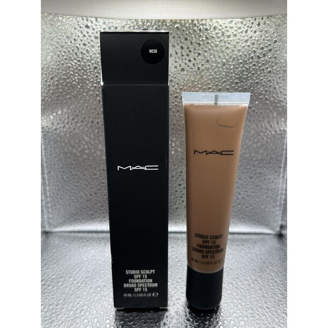 MAC Studio Sculpt SPF 15 Foundation NC50