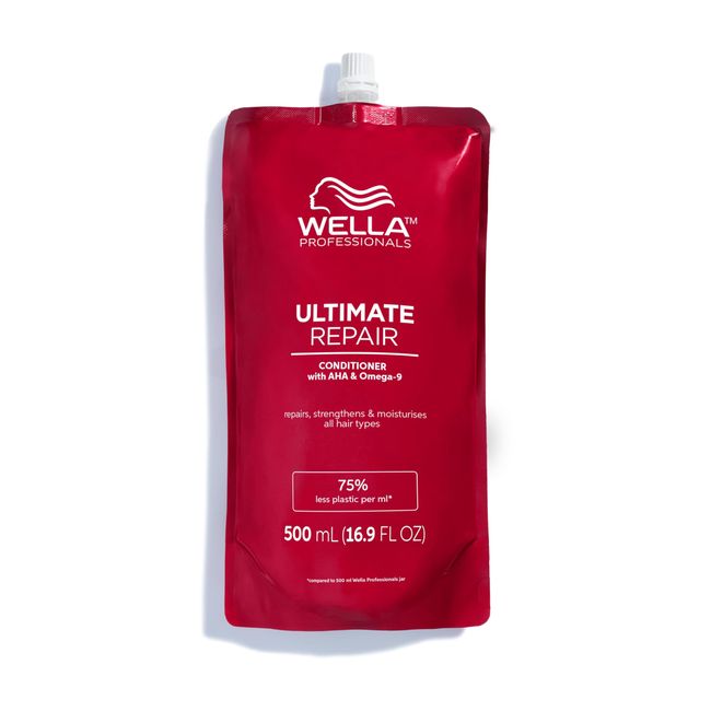 Wella Professionals Ultimate Repair tiefenwirksamer Conditioner – reparierende Haarspülung mit AHA und Omega 9 – feuchtigkeitsspendende Spülung für strapaziertes Haar – 500 ml Beutel