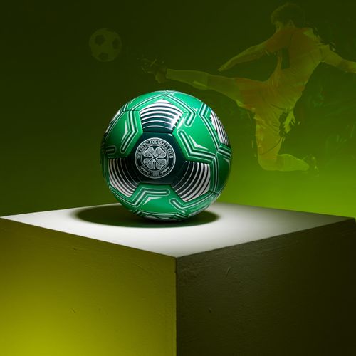 Celtic F.C. Football Soccer Ball for Adults Teenagers Kids Training Football Size 3, 4 or 5 - Celtic Merchandise (Green Logo, Size 4)
